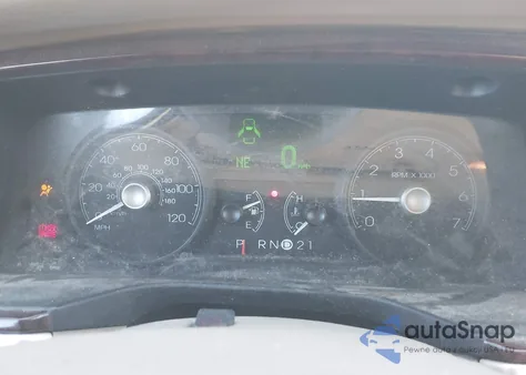 2007 Lincoln Town Car Signature из США, поврежденный, VIN 1LNHM81WX7Y639308